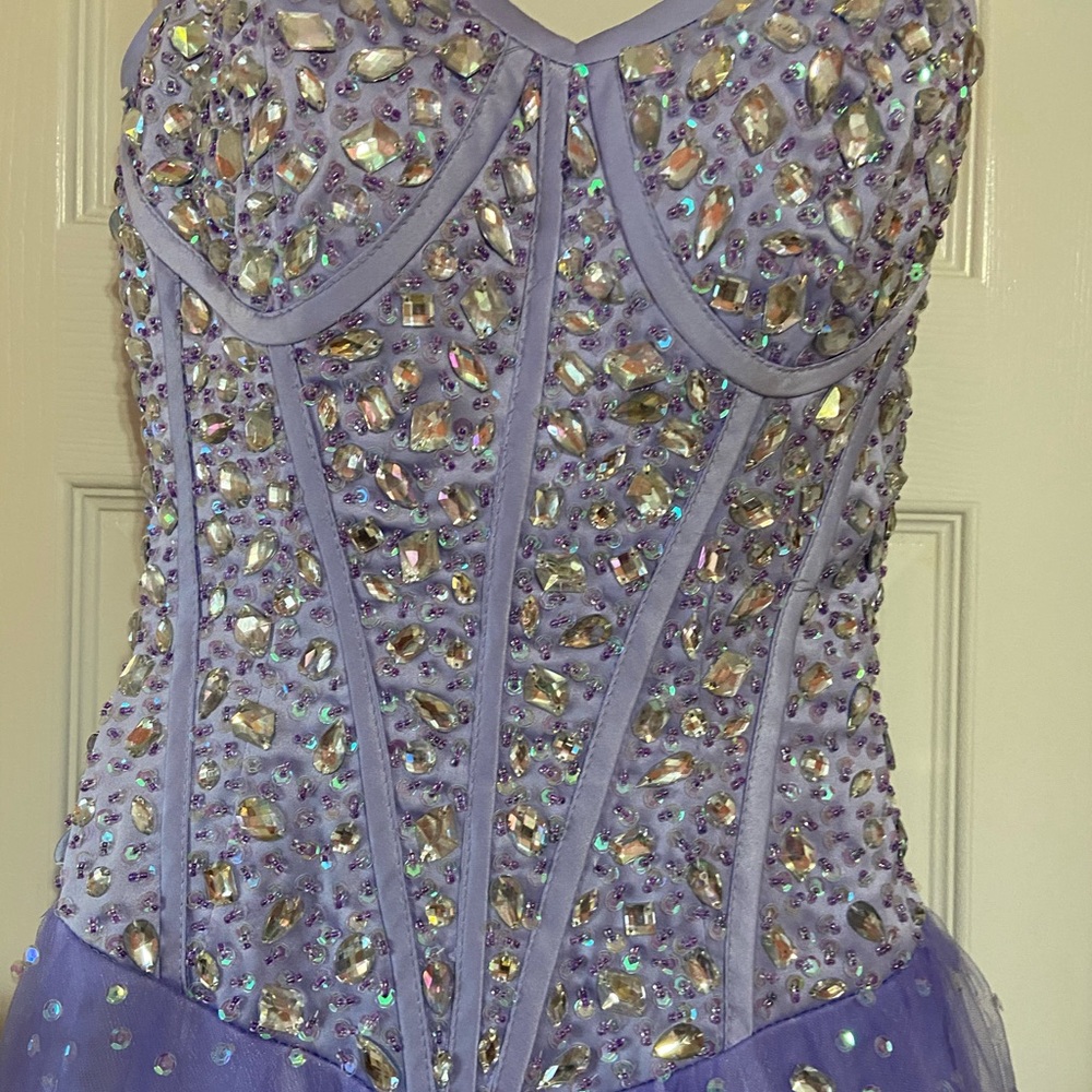 Gorgeous lilac prom dress Small - Picture 2 of 3